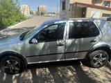 Volkswagen Golf 2001 годаfor3 200 000 тг. в Караганда – фото 4