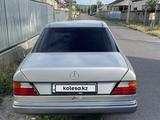 Mercedes-Benz E 230 1991 года за 1 600 000 тг. в Алматы – фото 3