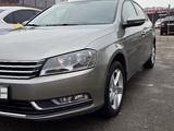 Volkswagen Passat 2013 года за 5 700 000 тг. в Алматы – фото 3