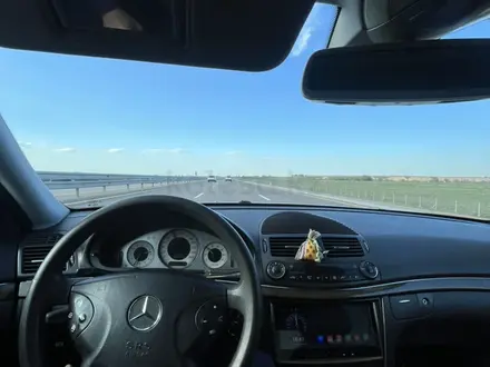Mercedes-Benz E 320 2004 года за 6 000 000 тг. в Алматы – фото 14