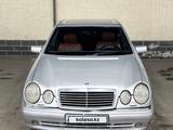 Mercedes-Benz E 55 AMG 1997 годаүшін2 800 000 тг. в Шымкент – фото 4