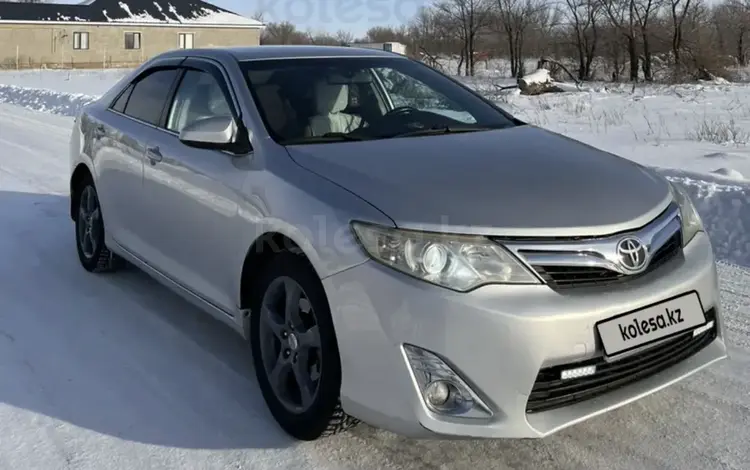 Toyota Camry 2014 года за 8 000 000 тг. в Актобе