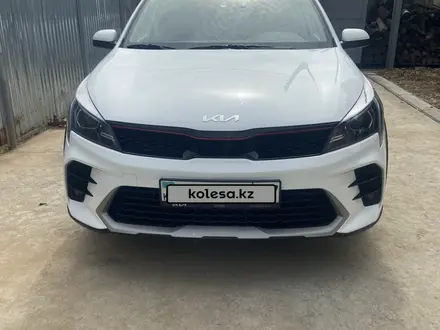 Kia Rio X-Line 2021 года за 9 000 000 тг. в Алматы – фото 3