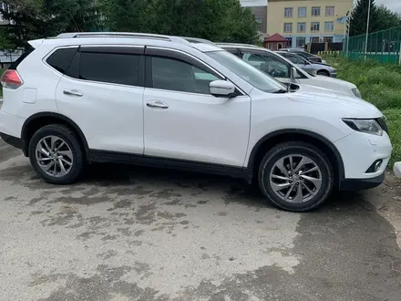 Nissan X-Trail 2015 года за 9 000 000 тг. в Усть-Каменогорск