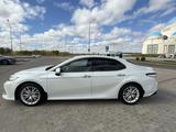 Toyota Camry 2019 годаүшін13 500 000 тг. в Астана – фото 3