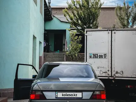 Mercedes-Benz E 200 1990 года за 1 500 000 тг. в Шымкент – фото 5