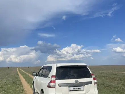 Toyota Land Cruiser Prado 2016 года за 17 000 000 тг. в Атырау – фото 2