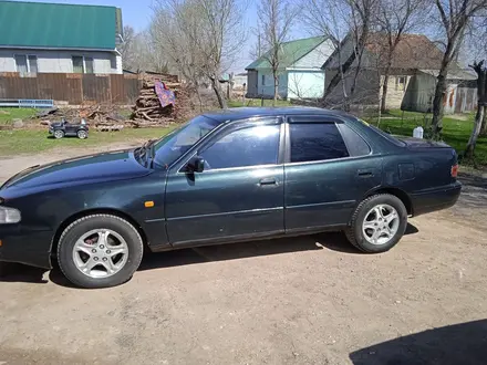 Toyota Camry 1993 года за 1 900 000 тг. в Есик – фото 3