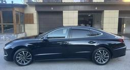 Hyundai Sonata 2022 годаfor13 200 000 тг. в Алматы – фото 5