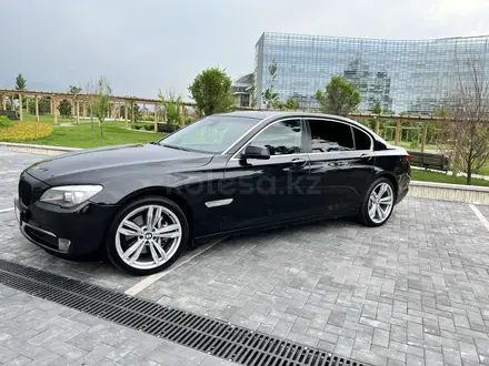 BMW 740 2010 года за 9 000 000 тг. в Алматы – фото 8