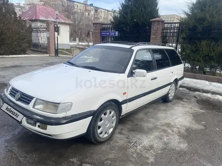 Volkswagen Passat 1995 года за 1 750 000 тг. в Шымкент