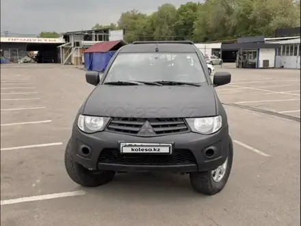 Mitsubishi L200 2014 года за 6 000 000 тг. в Алматы – фото 2