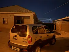 Chevrolet Niva, 2013
