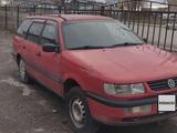 Volkswagen Passat 1994 годаүшін1 800 000 тг. в Актау