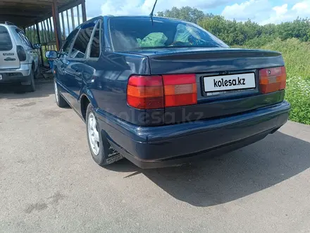 Volkswagen Passat 1994 года за 1 700 000 тг. в Павлодар – фото 2