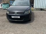 Volkswagen Touran 2010 года за 4 200 000 тг. в Алматы