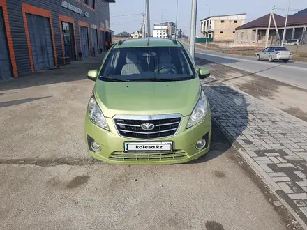 Chevrolet Spark 2009 года за 3 199 999 тг. в Шымкент