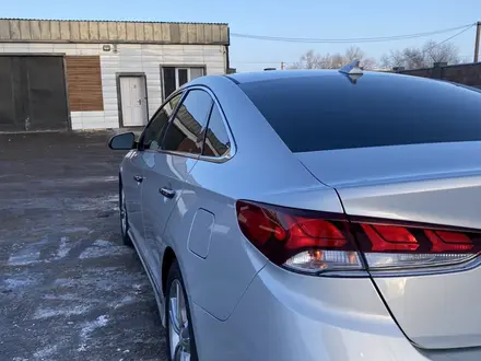 Hyundai Sonata 2019 года за 8 500 000 тг. в Алматы – фото 10