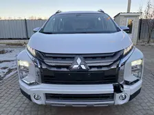 Mitsubishi Xpander Cross, 2022