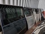 Двери Volkswagen Transporter Multivan T5 за 7 500 тг. в Алматы