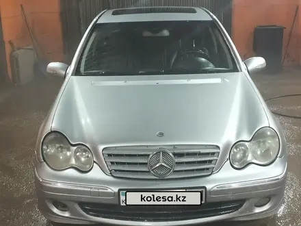 Mercedes-Benz C 280 2006 года за 4 200 000 тг. в Астана