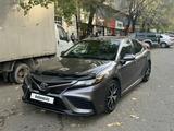 Toyota Camry 2021 годаfor11 800 000 тг. в Алматы