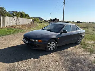 Mitsubishi Galant