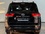 Toyota Land Cruiser Premium 2023 года за 56 000 000 тг. в Астана – фото 4