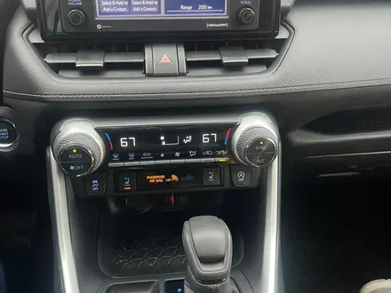 Toyota RAV4 2021 года за 14 500 000 тг. в Астана – фото 9