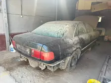 Audi A8, 1998