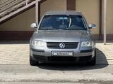 Volkswagen Passat 2004 годаүшін2 400 000 тг. в Алматы