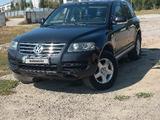 Volkswagen Touareg 2006 годаүшін4 600 000 тг. в Рудный