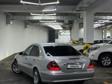 Mercedes-Benz E 280 2002 года за 5 000 000 тг. в Шымкент – фото 4