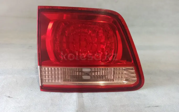 Фонарь Toyota Fortuner Левый в крышку багажника 2005-2008, Тойота Фортунер за 25 000 тг. в Алматы
