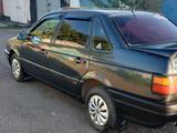 Volkswagen Passat 1992 годаүшін1 650 000 тг. в Караганда – фото 3