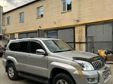 Toyota Land Cruiser Prado 2007 года за 10 500 000 тг. в Актобе – фото 2