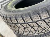 Шины зимние Bridgestone blizzak за 120 000 тг. в Алматы – фото 5