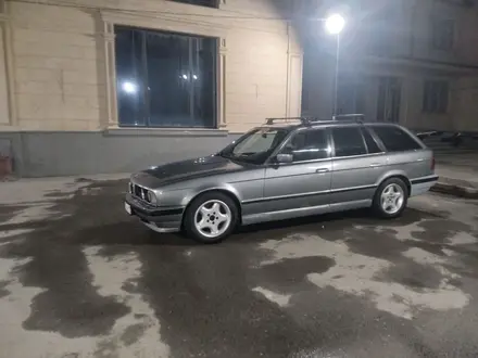 BMW 525 1992 года за 900 000 тг. в Шымкент – фото 2