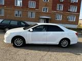 Toyota Camry 2014 годаүшін8 900 000 тг. в Уральск – фото 2