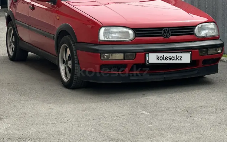 Volkswagen Golf 1994 года за 2 150 000 тг. в Алматы