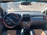 Toyota Avensis Verso 2001 годаүшін3 000 000 тг. в Атырау – фото 2