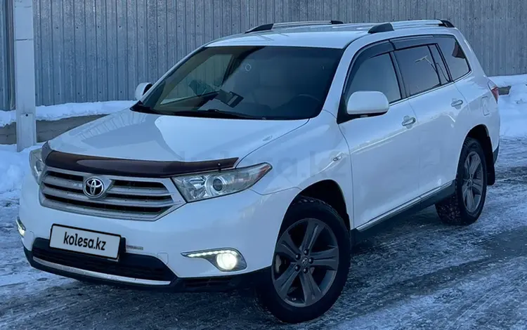 Toyota Highlander 2011 годаfor13 900 000 тг. в Алматы