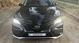 Toyota Camry 2021 годаfor14 500 000 тг. в Алматы – фото 5