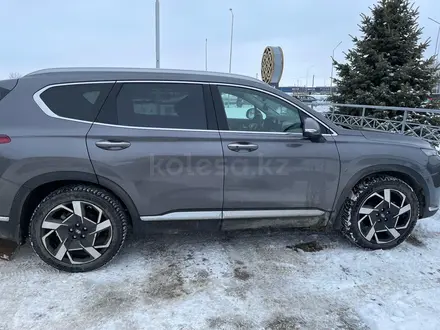 Hyundai Santa Fe 2023 года за 20 300 000 тг. в Атырау