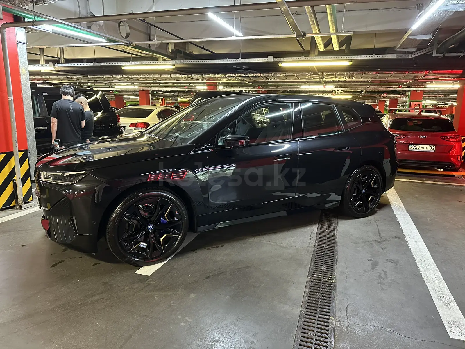 BMW iX, 2022