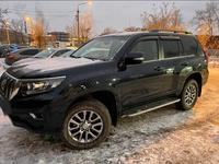 Toyota Land Cruiser Prado 2018 года за 27 000 000 тг. в Астана