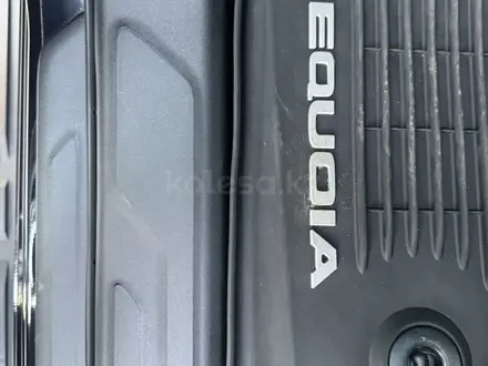 Toyota Sequoia 2023 года за 48 000 000 тг. в Алматы – фото 21