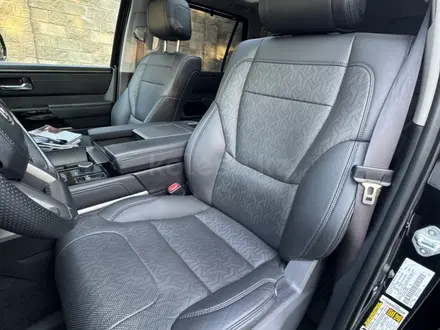 Toyota Sequoia 2023 года за 48 000 000 тг. в Алматы – фото 23
