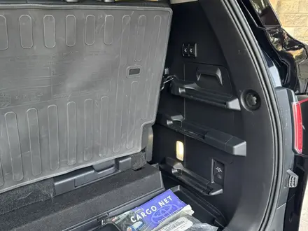 Toyota Sequoia 2023 года за 48 000 000 тг. в Алматы – фото 31
