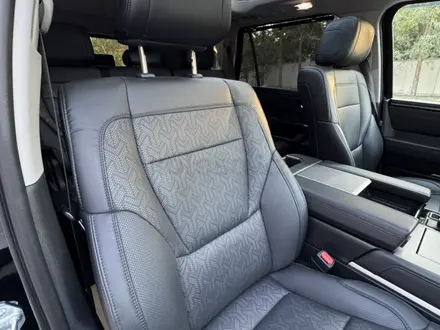 Toyota Sequoia 2023 года за 48 000 000 тг. в Алматы – фото 43
